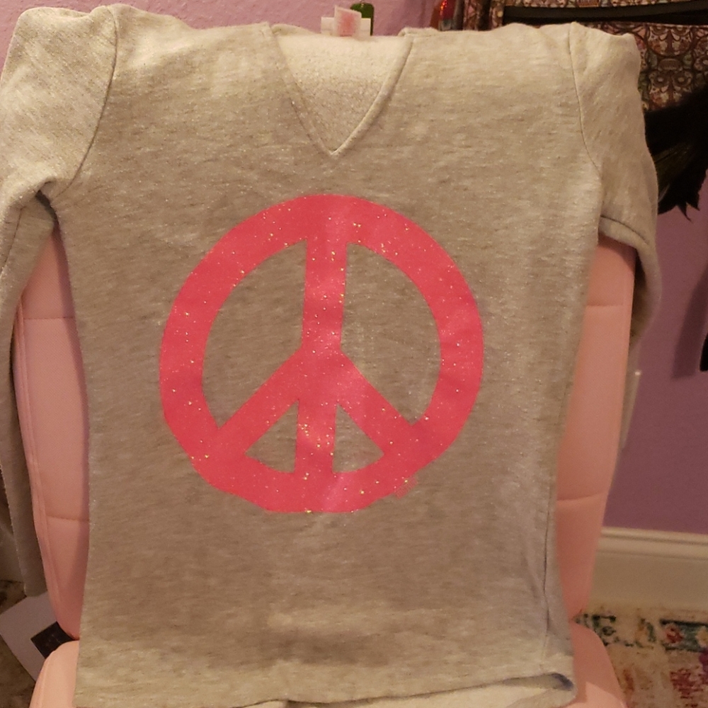 3/$25 Justice Girls ✌☮ Peace sweatshirt